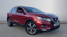 Nissan Qashqai 1.3 DiG-T N-Connecta 5dr [Glass Roof Pack] Petrol Hatchback